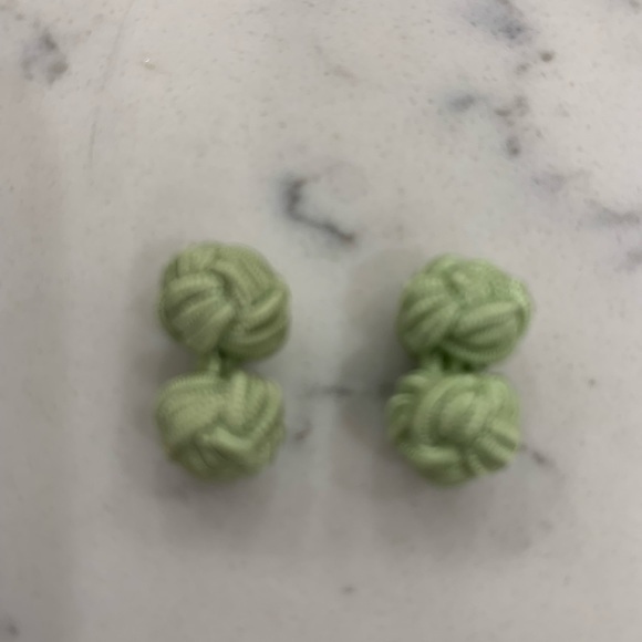 Hi! These adorable and funky cuff links will make your outfit more casual! - Picture 7 of 7